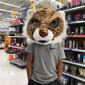 Meet your Posher, Pedro